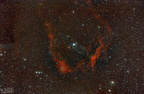 Die Fliegende Fledermaus: Der Emissionsnebel Sh2-129 im Sternbild Cepheus
